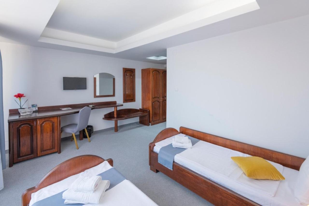 Hotel Randy Constanţa Esterno foto